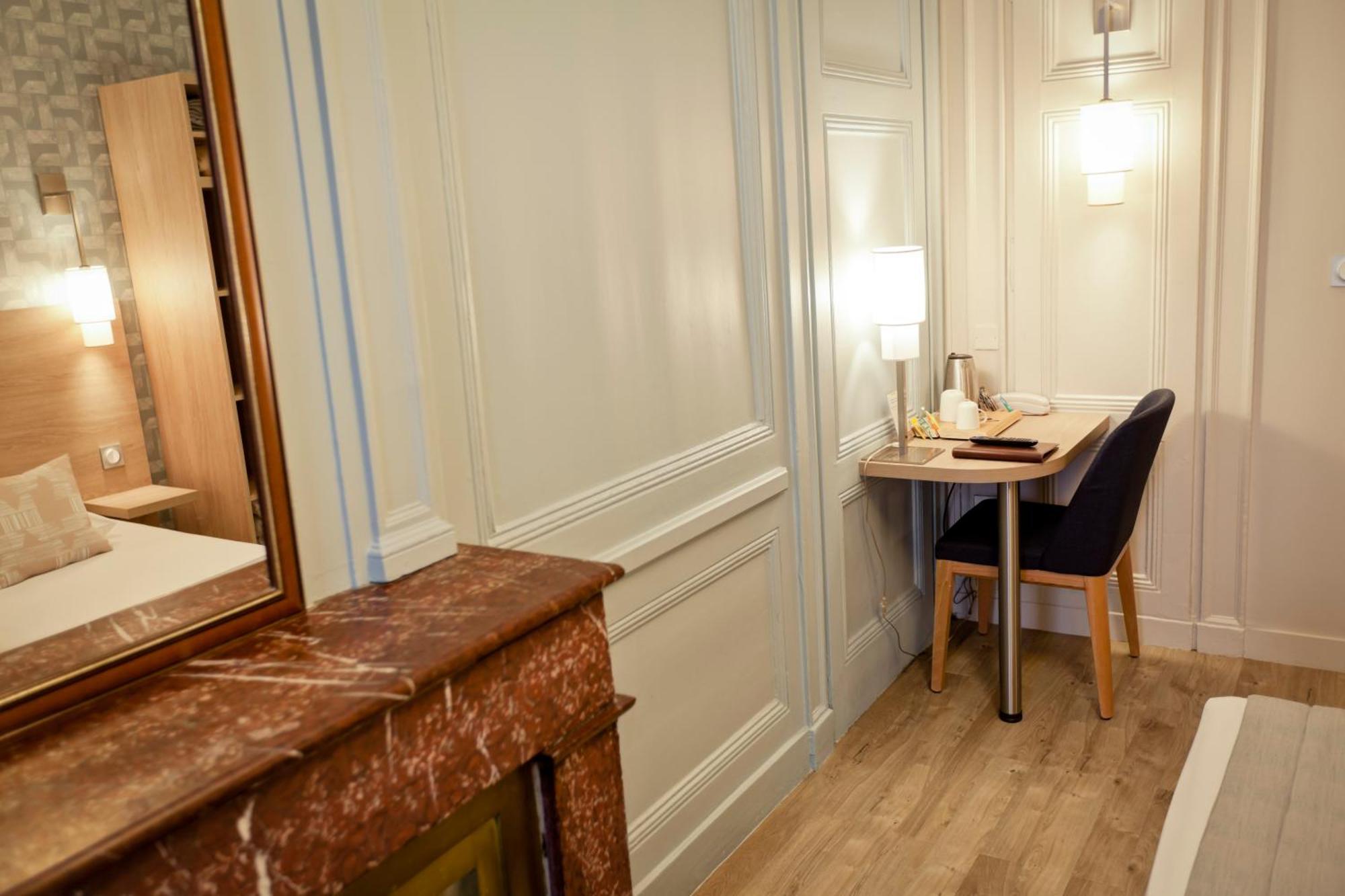 Hotel Du Dauphin Lyon Eksteriør bilde